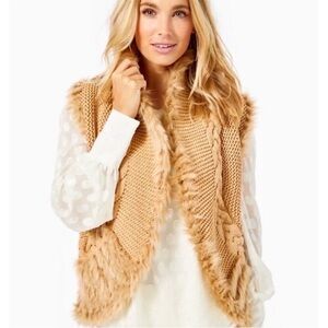 Lilly Pulitzer Torini Faux Fur Knit Vest in Sandcastle Metallic - Size small